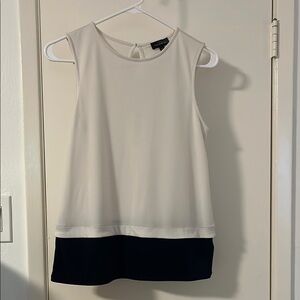 The Limited White Sleeveless Tank Top
